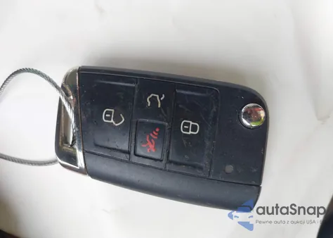 2018 Volkswagen Tiguan 2.0T Se/2.0T Sel from USA, damaged, VIN 3VV3B7AX6JM126620